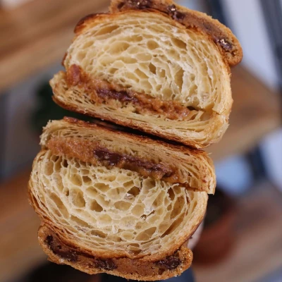 Crave Coffee & Bakery
