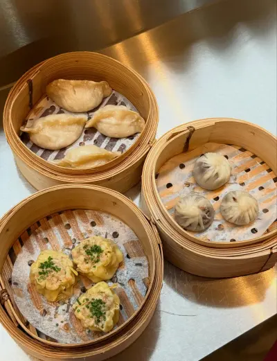 WONTON - dumpling club